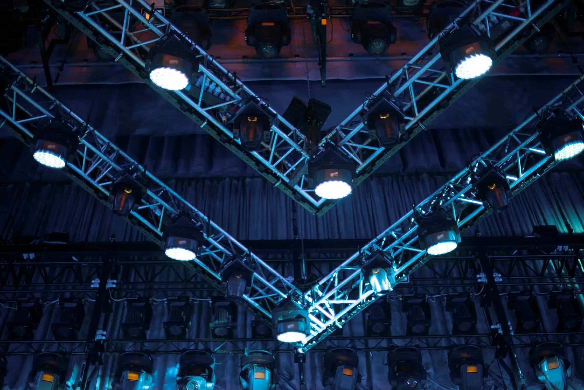 theater led lighting - Theatre Lighting Techniques: Design and Understanding - Vorlane - Vorlane